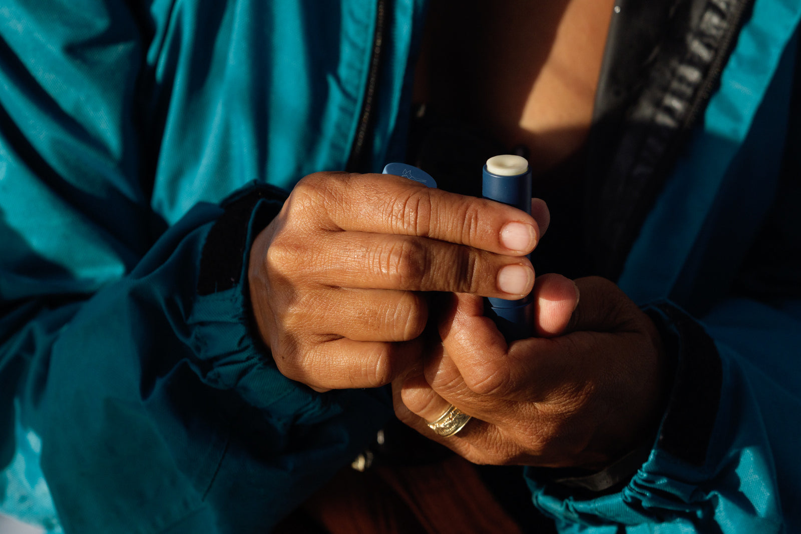 An Advanced Daily UV recovery lip balm that stops inflammaging.